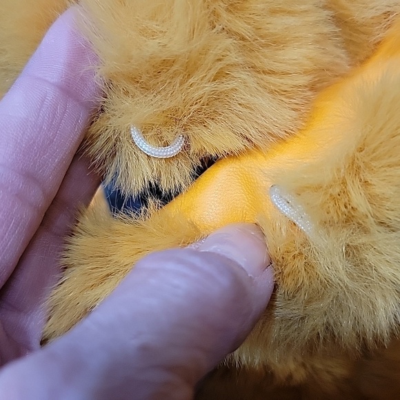 New Collection Size Unknown Marigold Faux Fur Long Vest.  Gently Used Condition - Picture 9 of 11